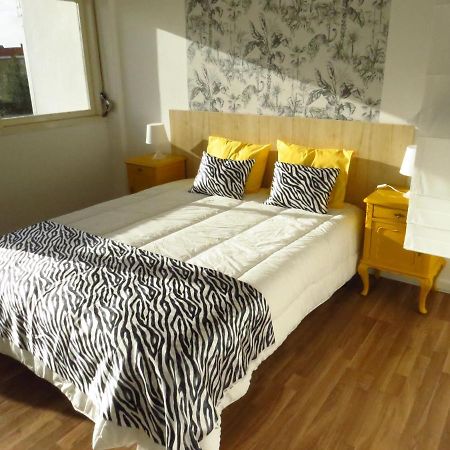 Savana House Peniche Hotel Buitenkant foto
