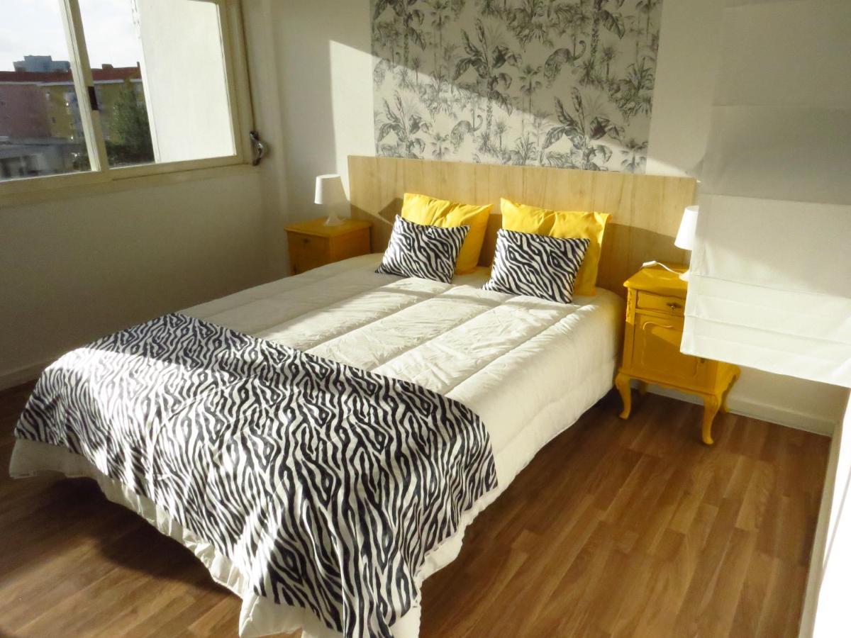 Savana House Peniche Hotel Buitenkant foto