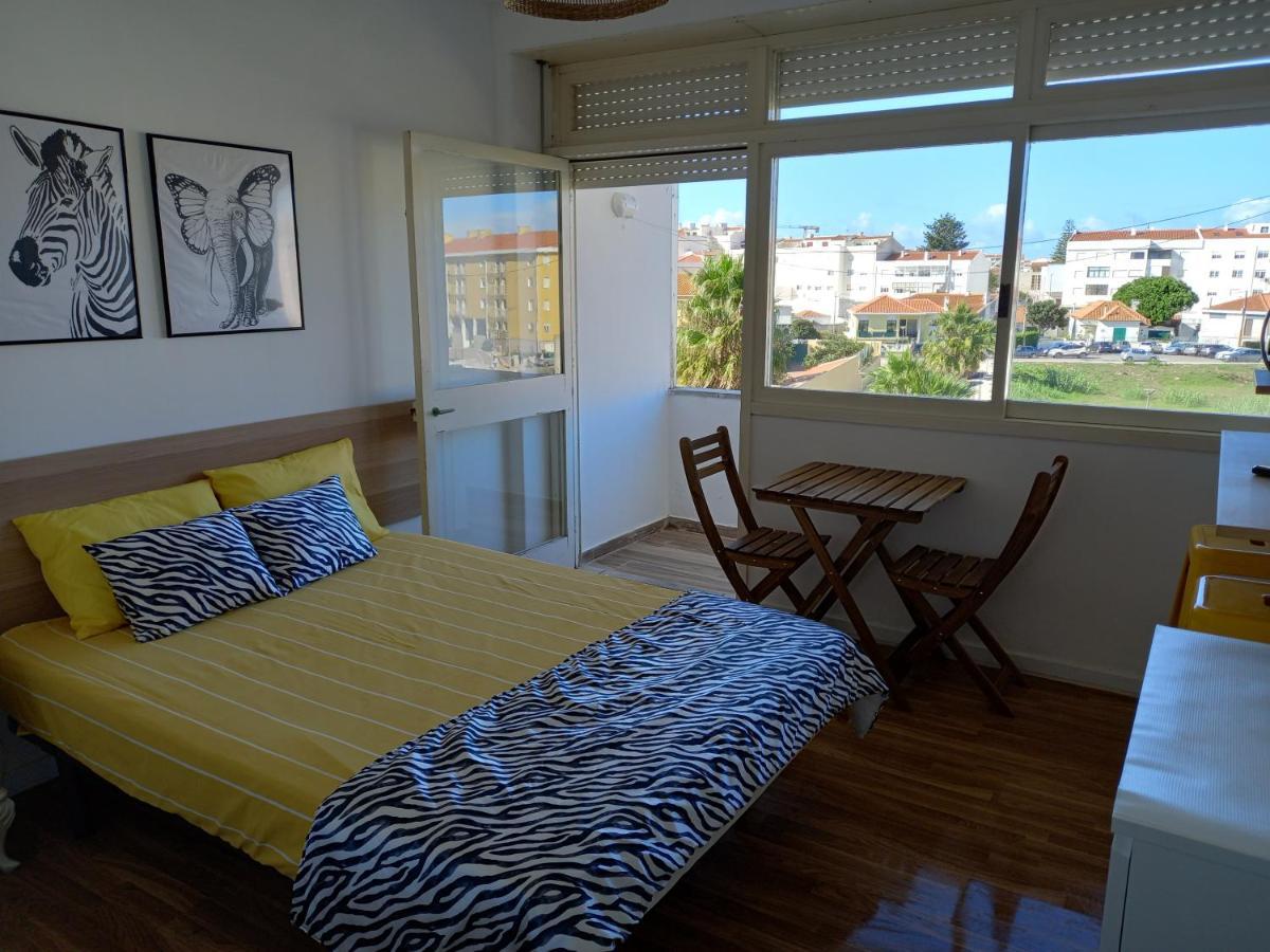 Savana House Peniche Hotel Buitenkant foto