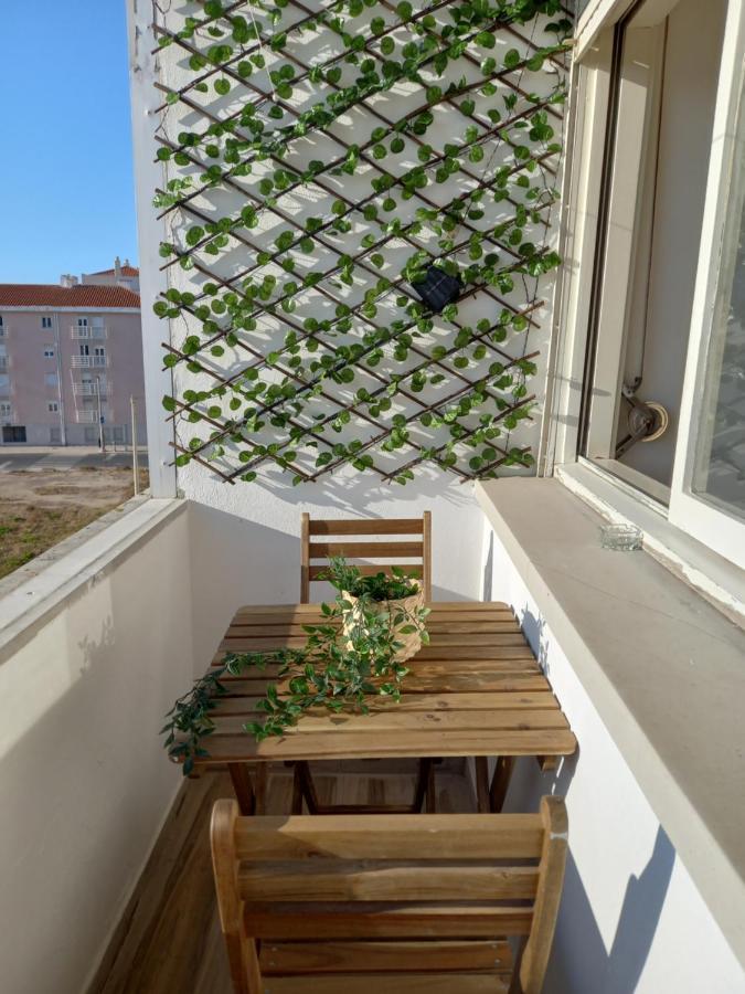 Savana House Peniche Hotel Buitenkant foto